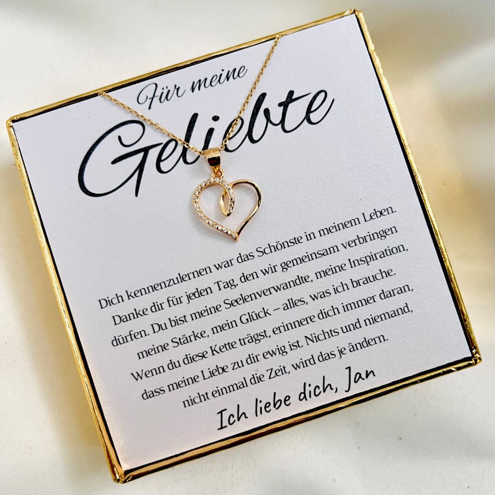 Personalisierte Halskette „Herzchen mit Zirkonia“ für Partnerin – „Dankbar für jeden Tag“