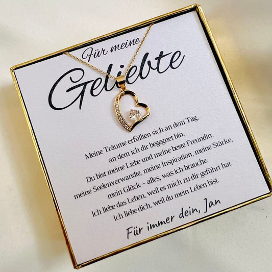 Personalisierte Halskette für Partnerin „Herz mit Zirkonia“ – „Meine Träume“